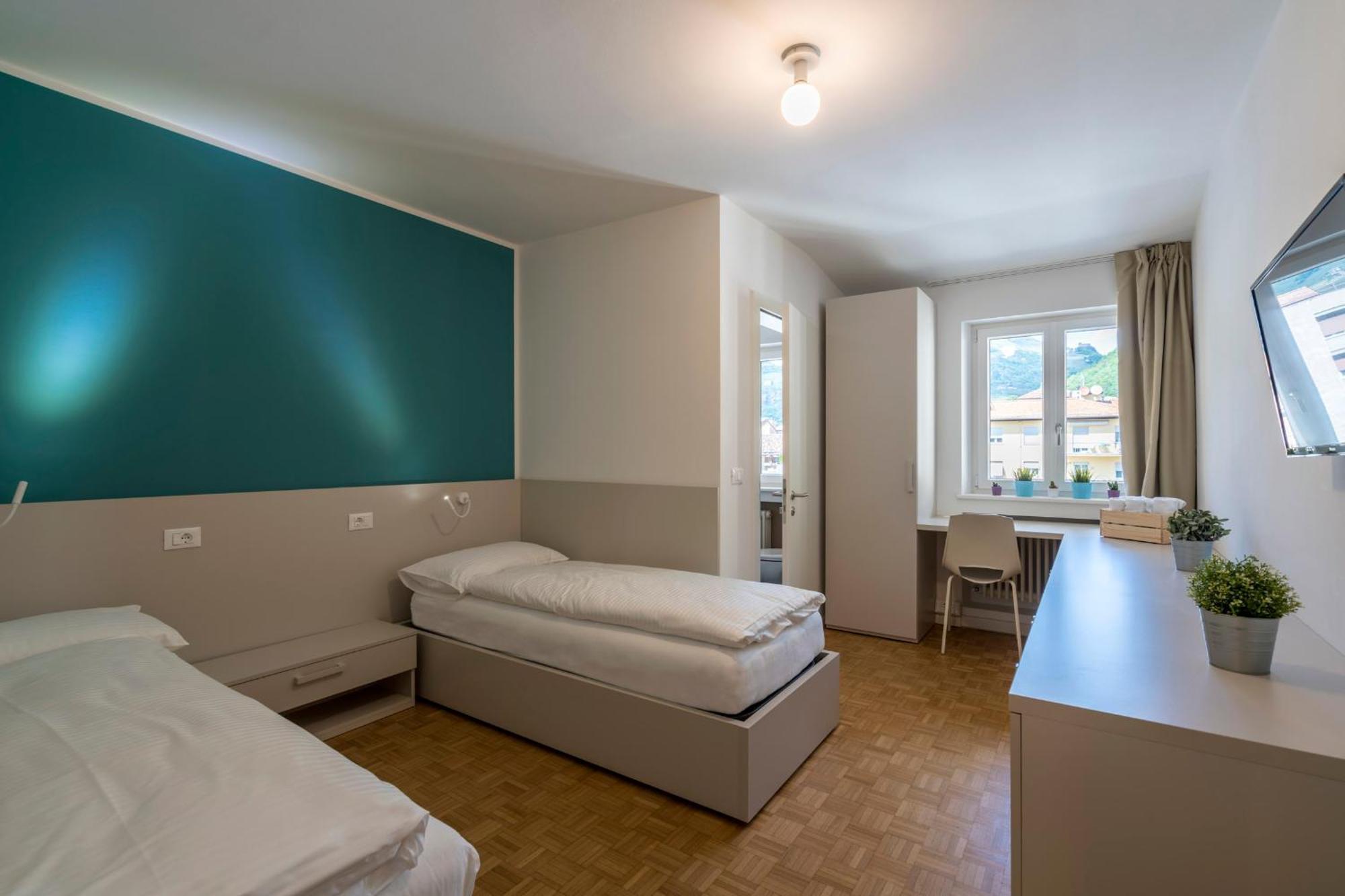 Twin Room,710456503:JPEG