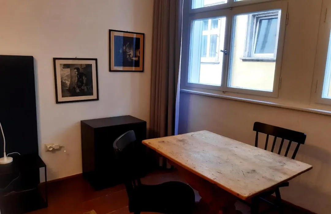 Lawien Goldenstern Residence-1