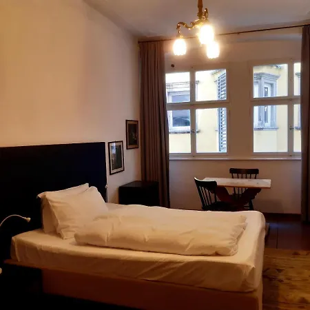 Lawien Goldenstern Residence-2