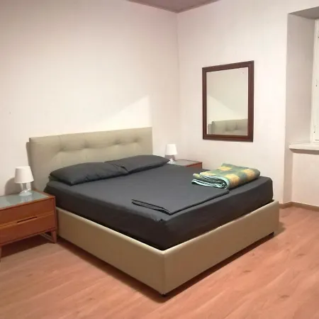 Vangelo Camere Private In Appartamento Privato Condiviso-3