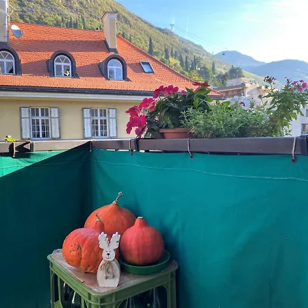 Zentrum Bozen-Rosengartenblick-2