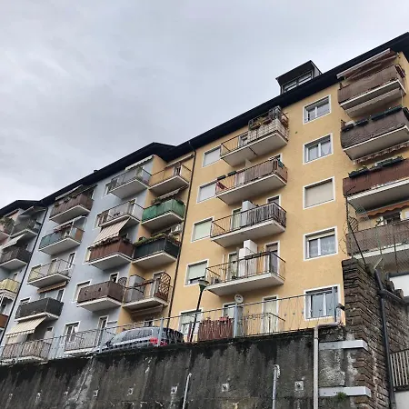 Guesthouse Gigli 2 - Free Tourist Card & Car Parking - No Trucks-3