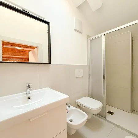 Holy View Apartment-2